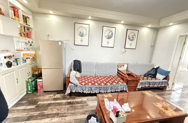 文轩中学 低总价 精装修 三室一厅 免大税急售可按揭停车方便