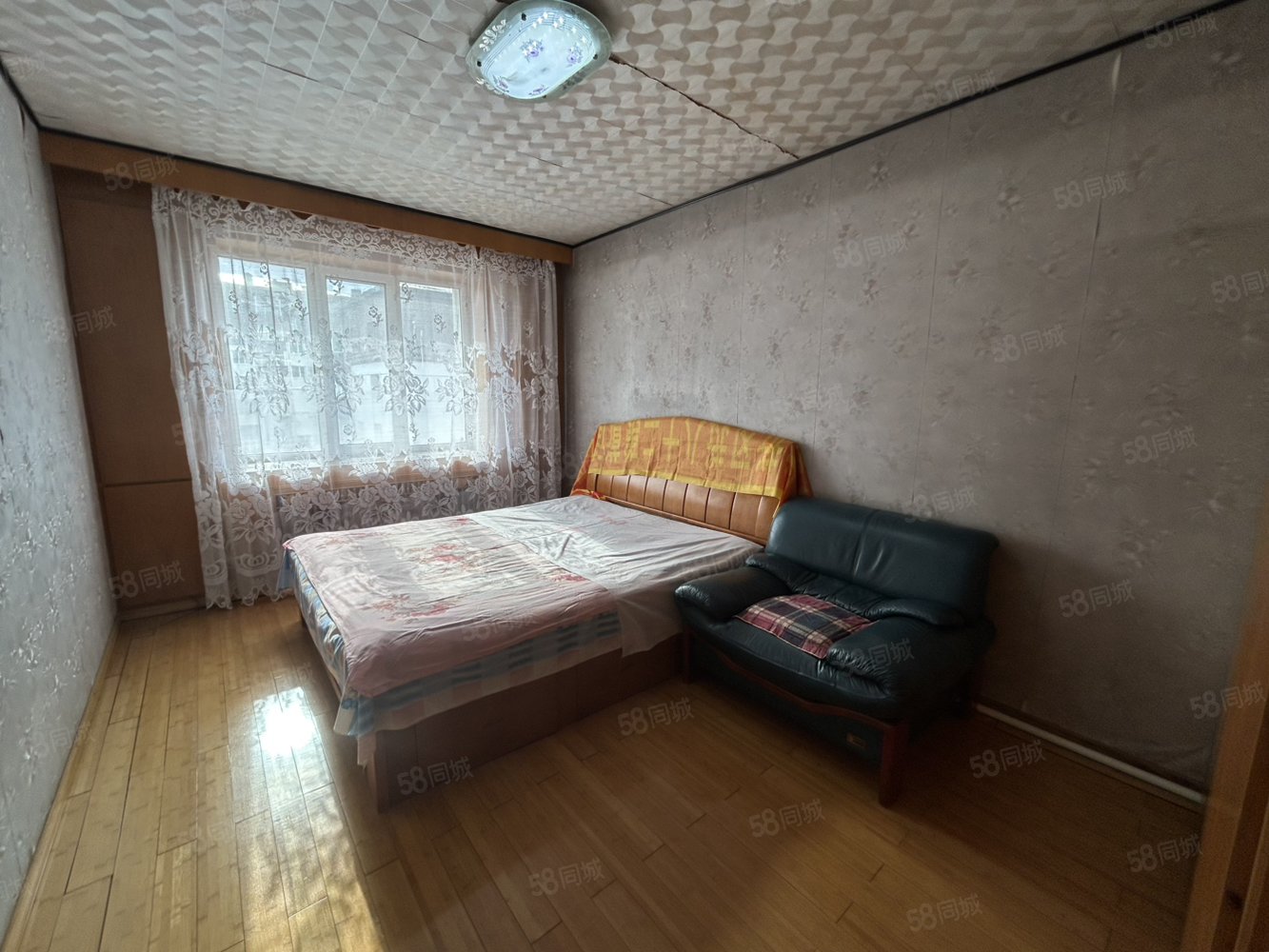 绿苑(三区)3室1厅1卫104㎡南北26万