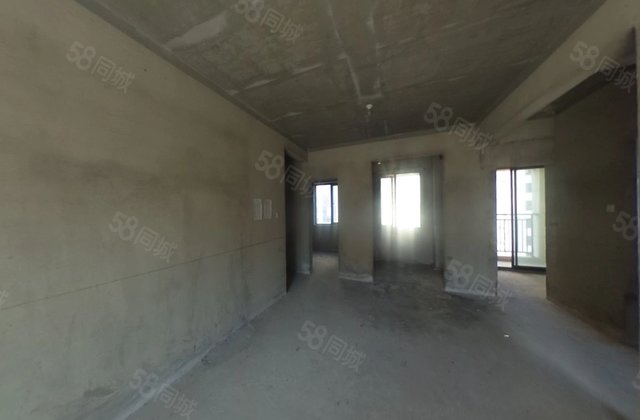 星海国际广场3室2厅2卫115㎡南北55万