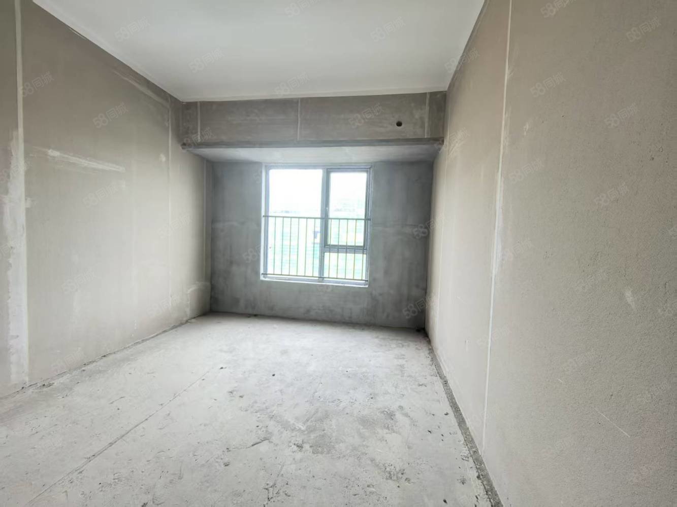 桃李江山3室2厅2卫131㎡南北89万