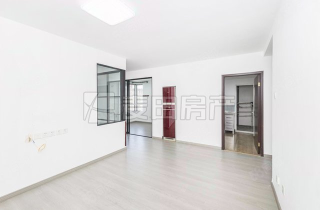 豪柏国际公寓2室1厅81.98㎡536万二手房图片