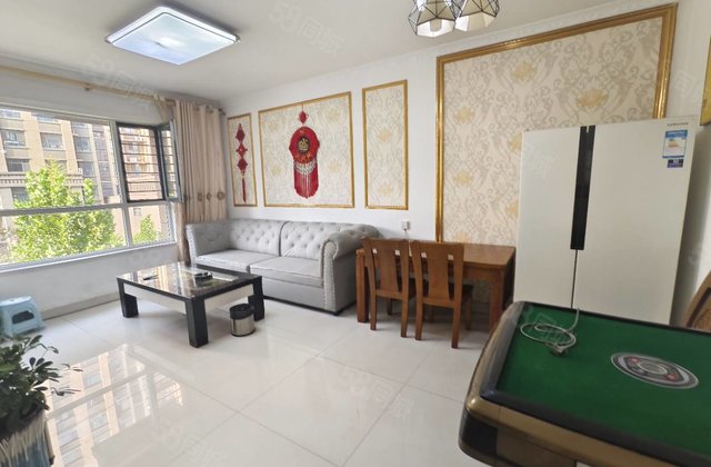 星光水晶丽城精装三室两厅两卫，中间楼层，免大税