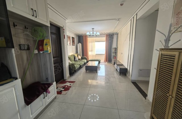 万达，江南里精装3室带车位阿卡，花园路  ，三北