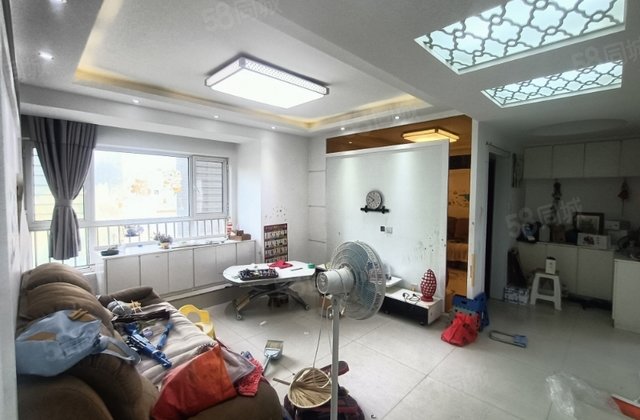 振华北 80万三室 带车位 免大税 阳光逸墅 随时看