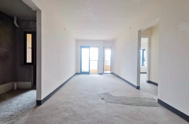 约克郡壹號湖畔3室2厅92.47㎡105万二手房图片