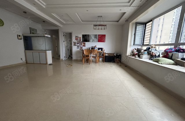 新东方龙湾在水一方龙湾二期 带车位储藏室 商品房 洋房