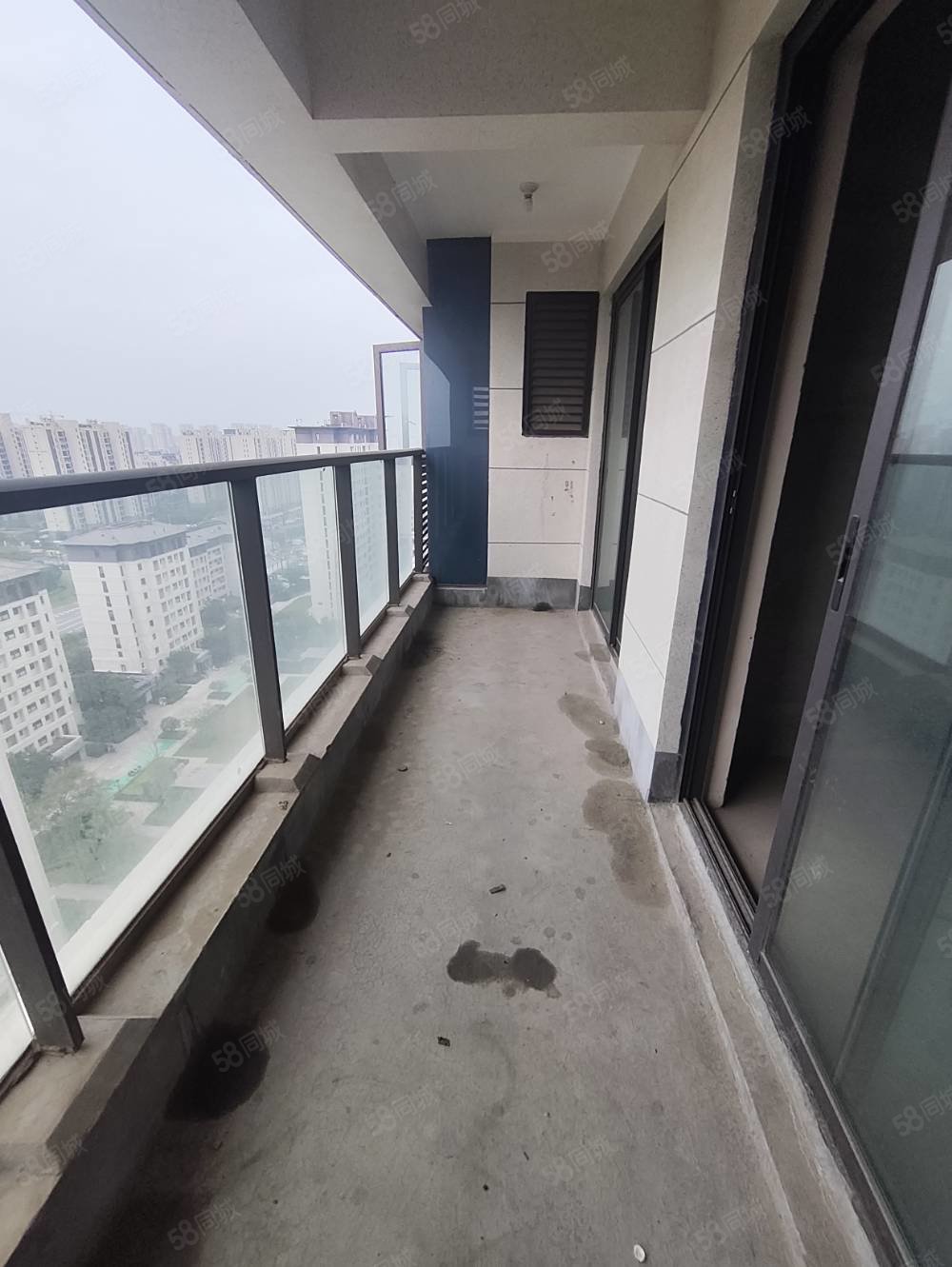 绿城桂语江南3室2厅2卫115㎡南北50万