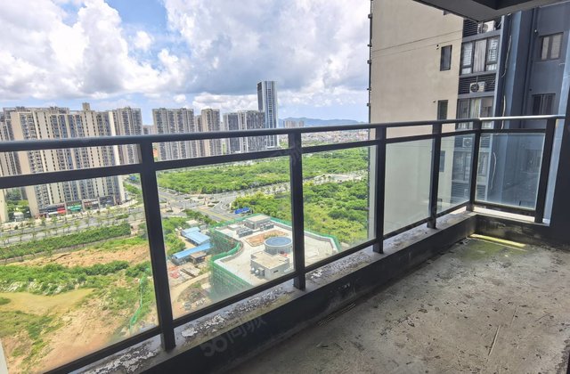 融创金宸府4室2厅127㎡90万二手房图片