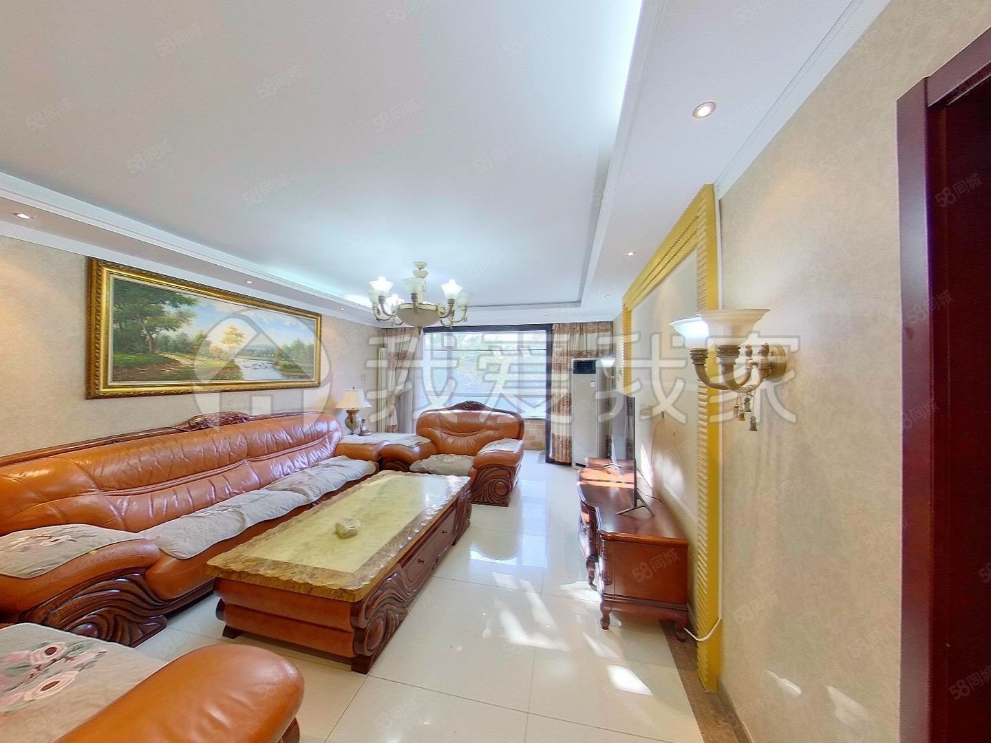 天創(chuàng)公館3室2廳2衛(wèi)138.38㎡南北980萬