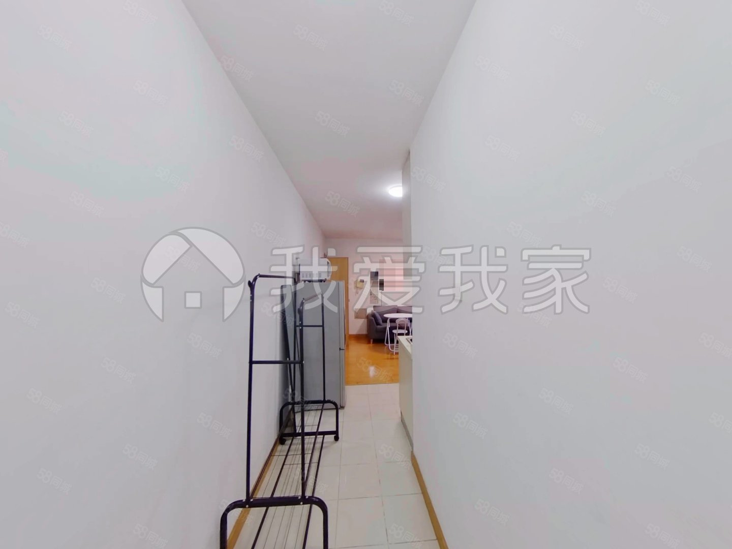 世紀(jì)金色嘉園1室0廳1衛(wèi)30.34㎡東150萬