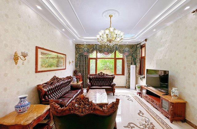 盛世天湖豪装别墅 带大院车库 免大税性价比高 东昌府院 古楼