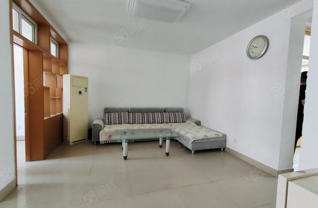 这套是好楼层 免大税送储 地暖房 万达附近 三室两厅桐凤家园