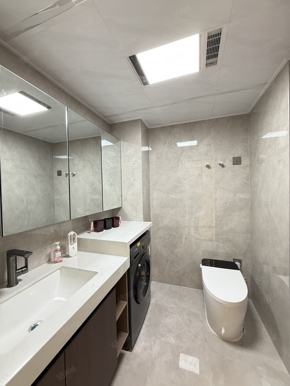 滨江城市花园2室1厅1卫90㎡南北55万