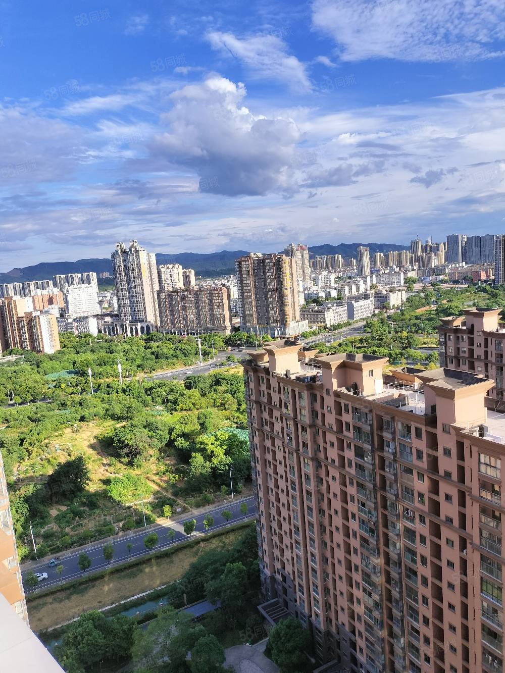 美小区精装3房 ,靠着江边,随时看房,康居外滩-吉安58同城