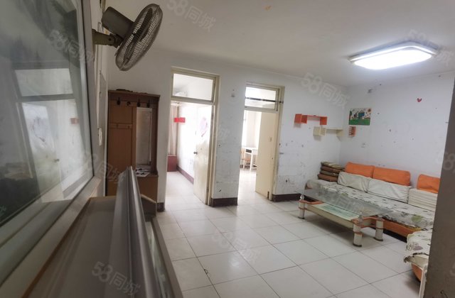 恒新小区2室2厅1卫送地下室送储藏室送地下室房东直卖