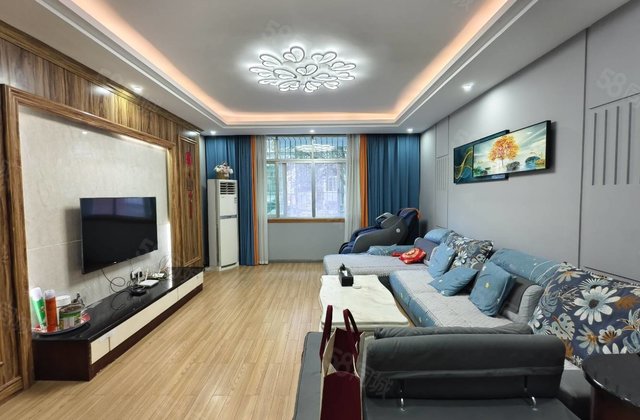 市政府大院4室1厅150㎡60万二手房图片