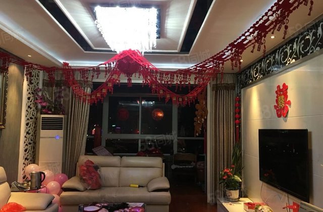 水城华府 全屋静音门窗，全屋欧派定制，大品牌家具，东昌