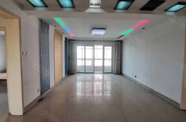 单价六千多环城湖北邻中通时代豪园三楼三叶草户型免大税 有钥匙