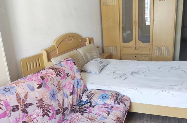 筱溪街糍粑坳居委会小区3室2厅140㎡20万二手房图片