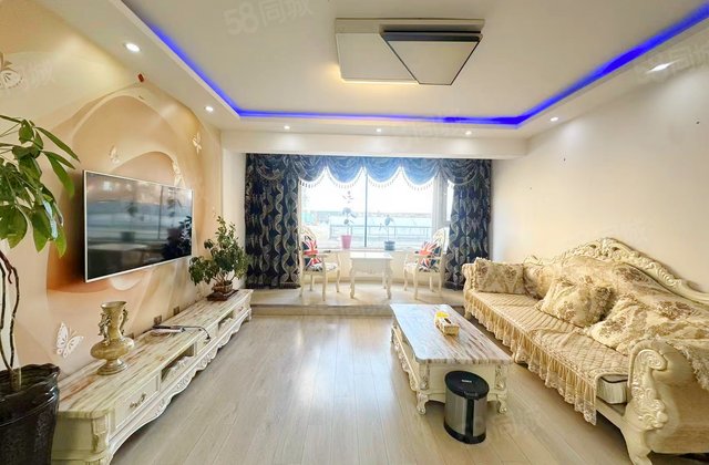 温馨花园(D区)2室2厅98㎡40万二手房图片