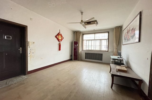 阳光 实验 三里铺 三室朝阳双阳台 东边户 单价六开头