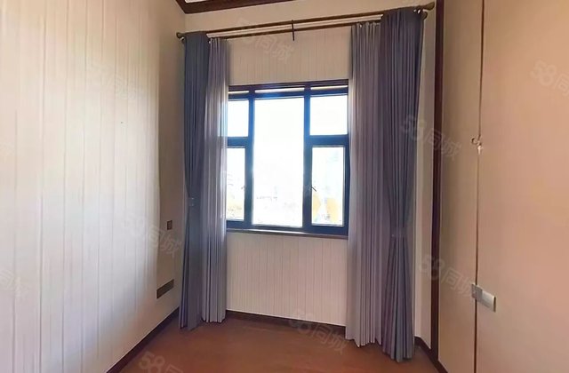 青阳郡小区(别墅)4室2厅189㎡118万二手房图片