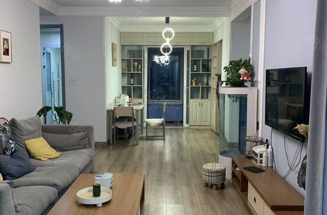 徒骇河旁！二中对过！锦绣学府！精装三叶草户型！双阳台！翡丽湾