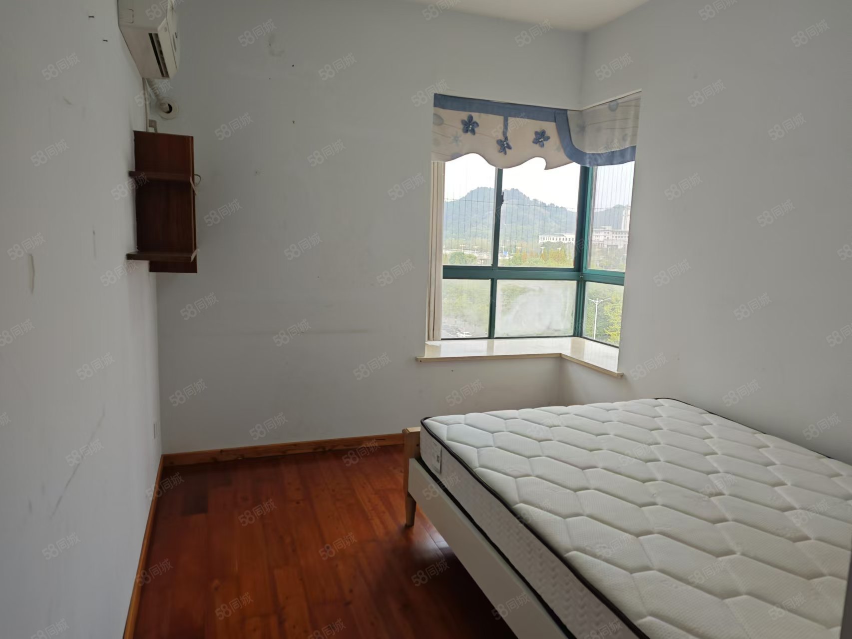 华丰名苑3室2厅1卫125㎡南北78万