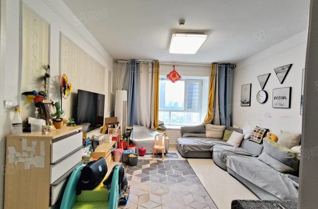 免大税!带车位储!二中50 大学城B区 三室两厅,随时看房