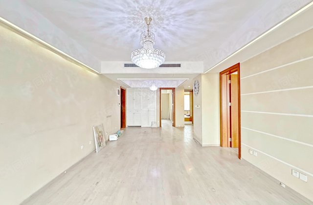 卢浮公馆3室2厅124㎡168万二手房图片