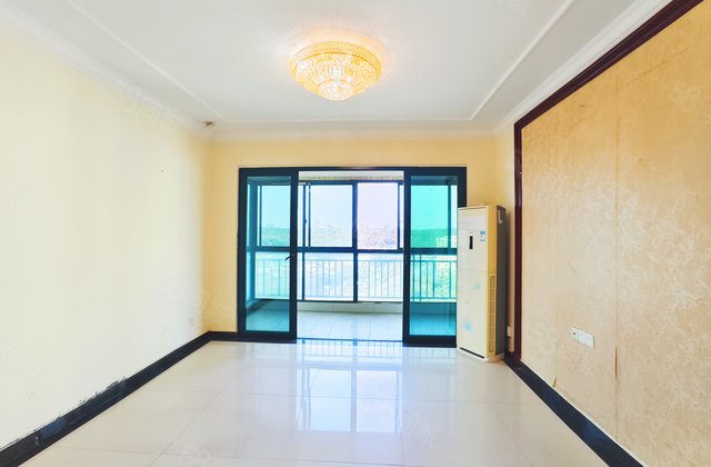 恒大城3室2厅110.28㎡77万二手房图片