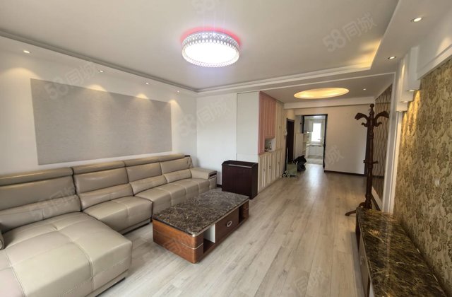 中合嘉泰星河3室2厅117.98㎡48.5万二手房图片