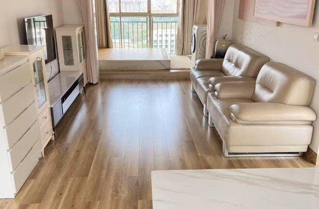 东方蓝城一号2室1厅61㎡60.8万二手房图片