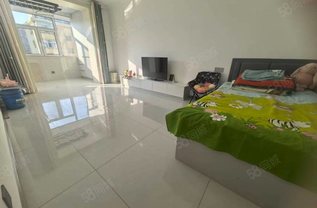 五星街政府家属院2室1厅68㎡33万二手房图片