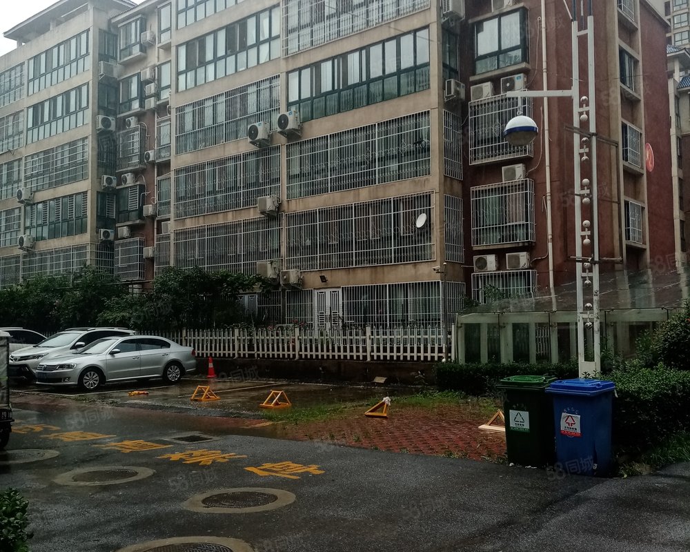 万家园桂花城商住楼