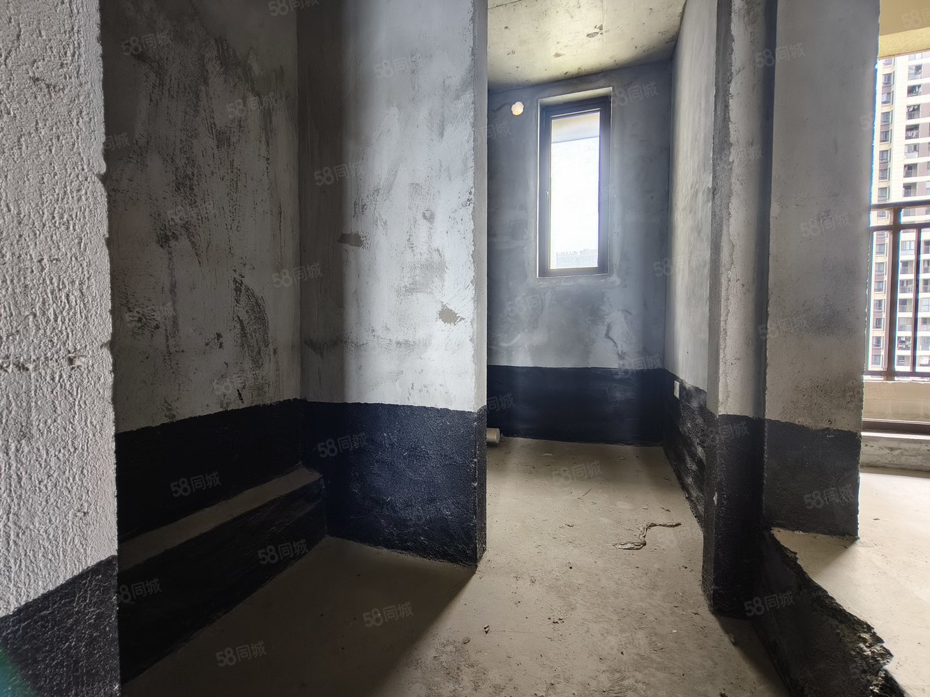 天纵御府4室2厅2卫141㎡南北105万