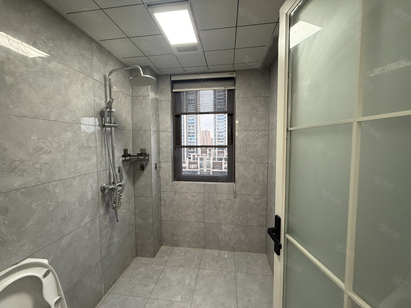 建投御景湾3室2厅2卫157㎡南北145万