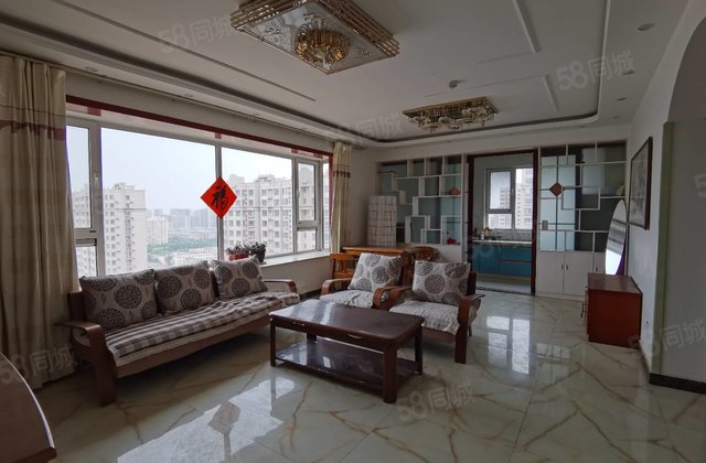 昌润莲城 边户 精装修 送车位储藏室 免大税 随时看房