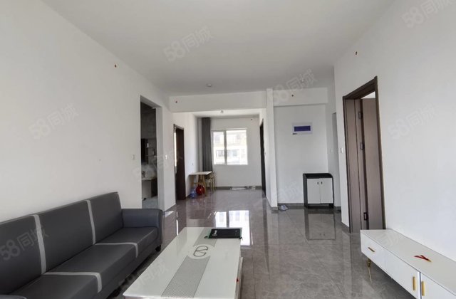 急售新小区 三叶草户型 时代美境 小区绿化非常好 送储藏室