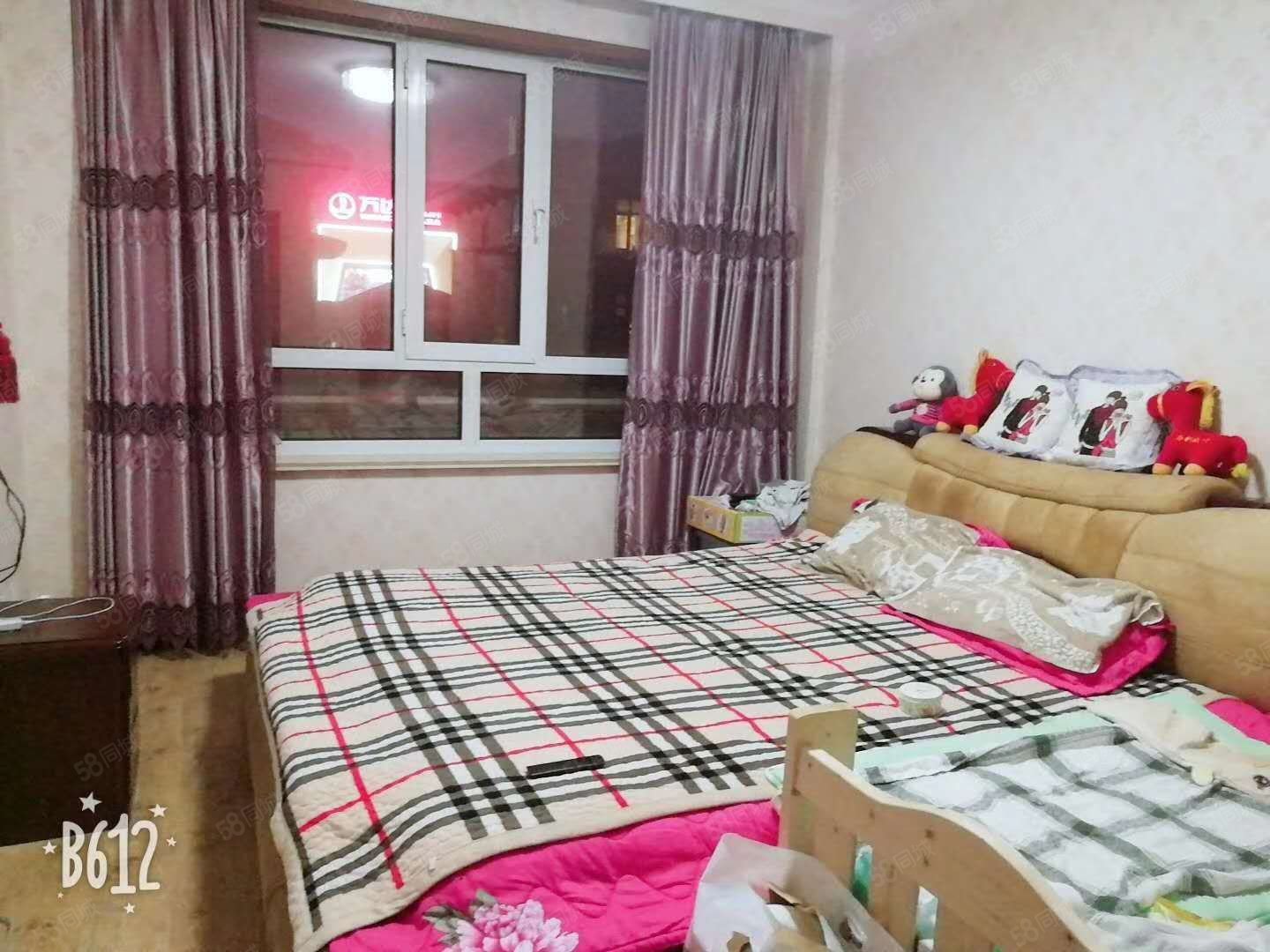 帝璟东方圣菲2室2厅1卫81㎡南69万