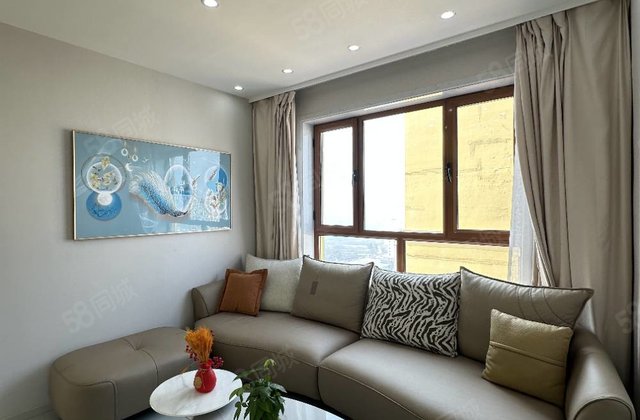 金领国际4室3厅2卫187㎡南北59.8万