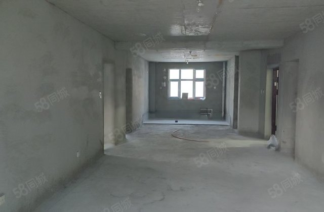 汇源公园畔3室2厅137㎡45万二手房图片
