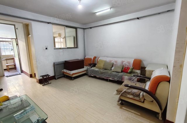 市医院西临 一楼 运河旁 聊医花园 东昌湖