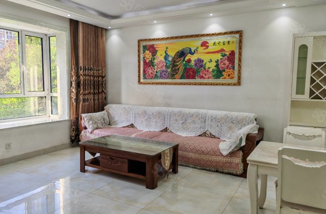 新东方龙湾二期精装三室洋房车位储藏室都有免大税