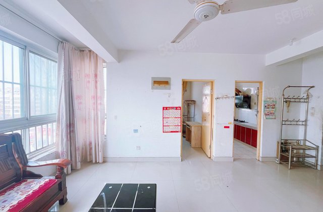 水岸新城 带飘窗 三室 香格里 新城邦 万豪