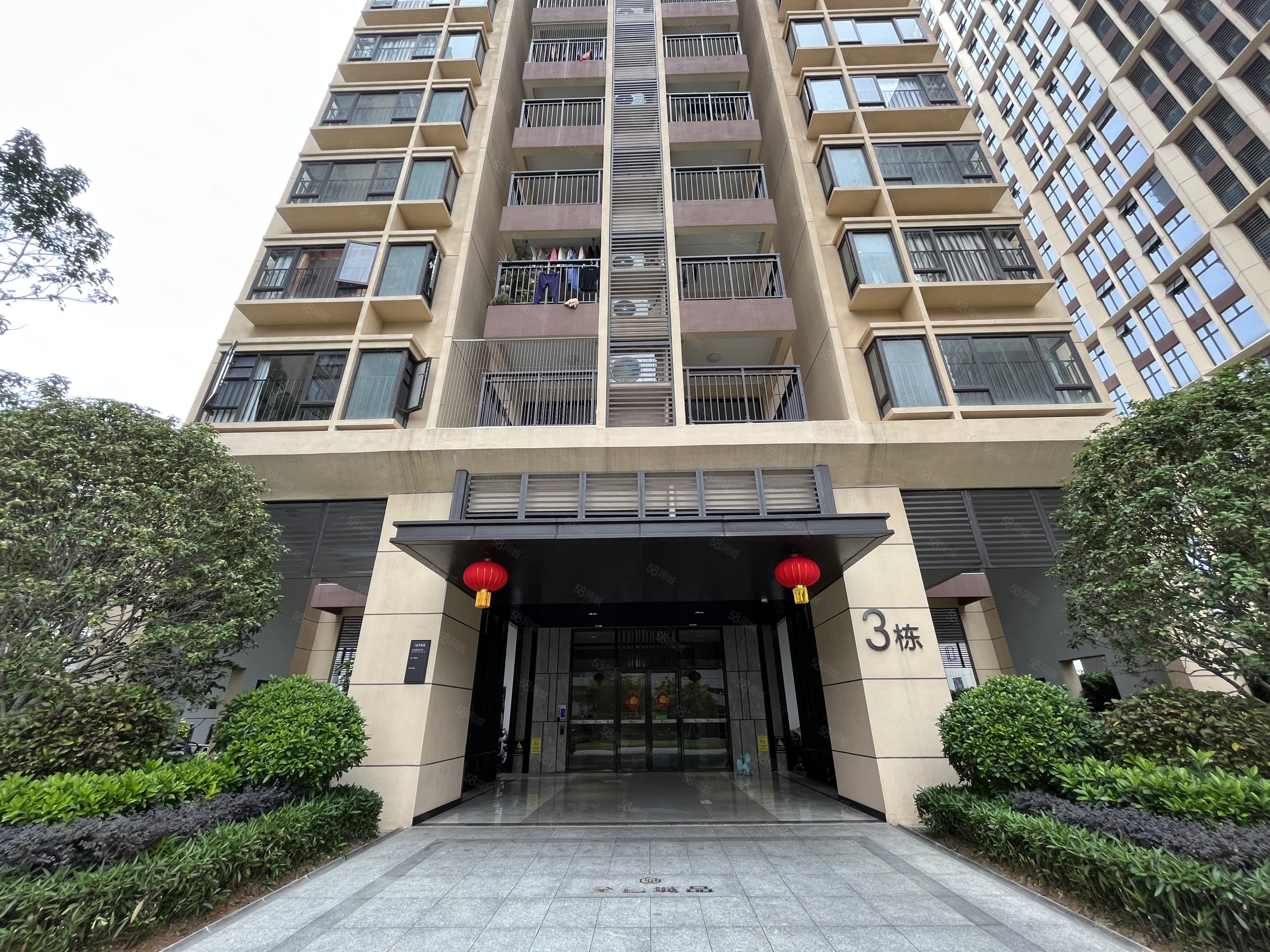 同城>东莞房产信息>东莞二手房>南城二手房>宏远二手房>万科金色城品>