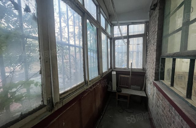 急售30万2室 东昌中学 联通家属院2室4楼 免大税停车方便