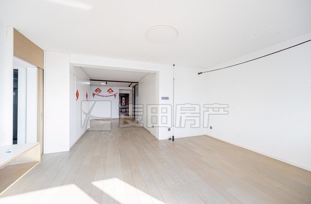 金宸国际公寓2室1厅134.79㎡1750万二手房图片