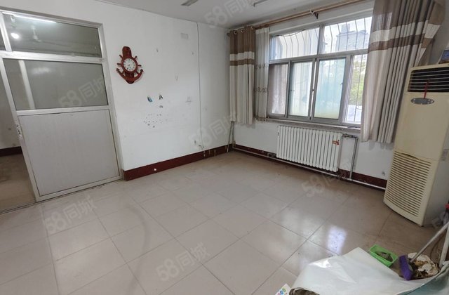 东昌本部 一品家苑毛纺厂 多层二楼  大三室 有车位