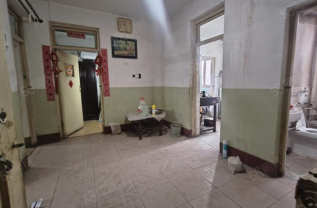 市医院！北顺  ！东昌中学！三室！中层！停车方便！